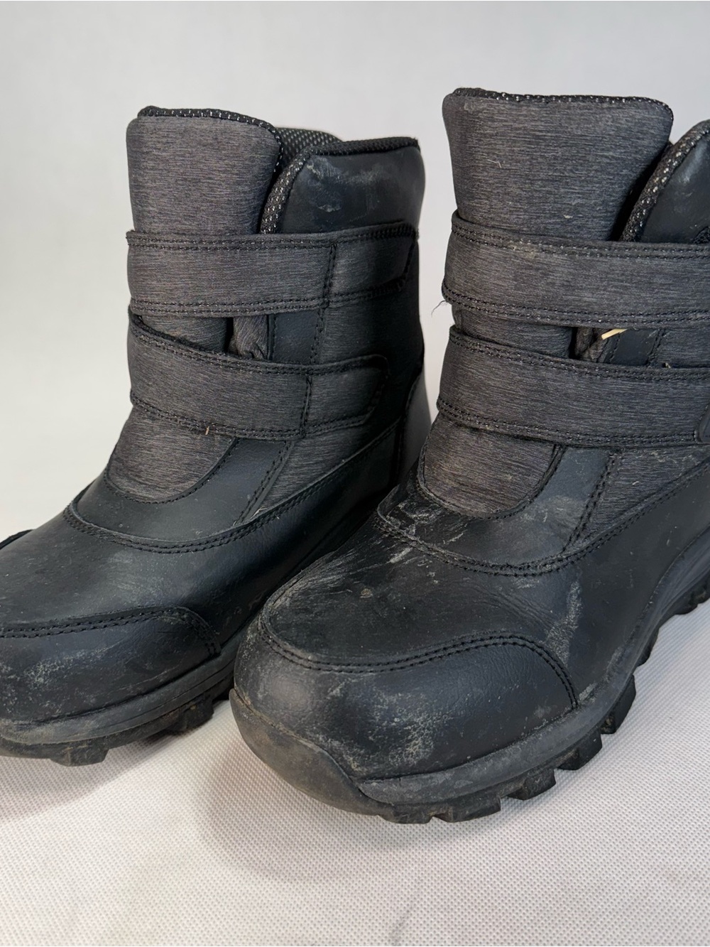 Kids Black Snow Boots Size 4 All in Motion target